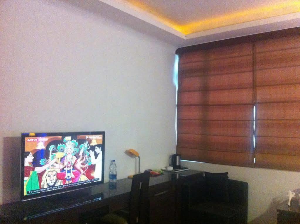 Beyond Hotell New Delhi Eksteriør bilde